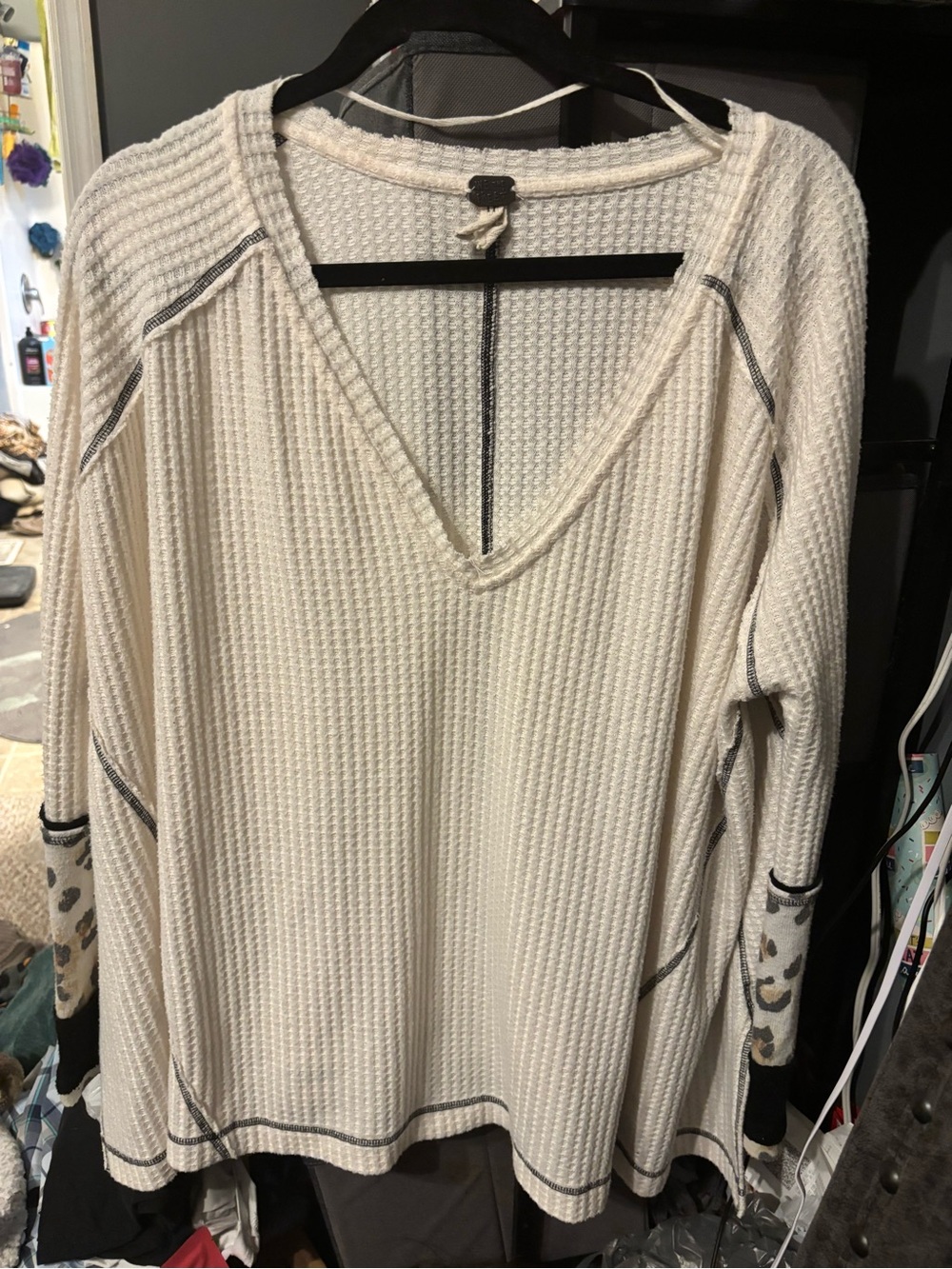 We The Free Cream Waffle-Knit V-Neck Pullover with Contrast Trim XS